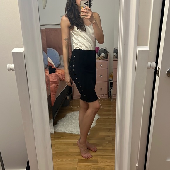 Skirt Outfit Ideas Womens Pencil Skirt Lace Alice And Olivia Black